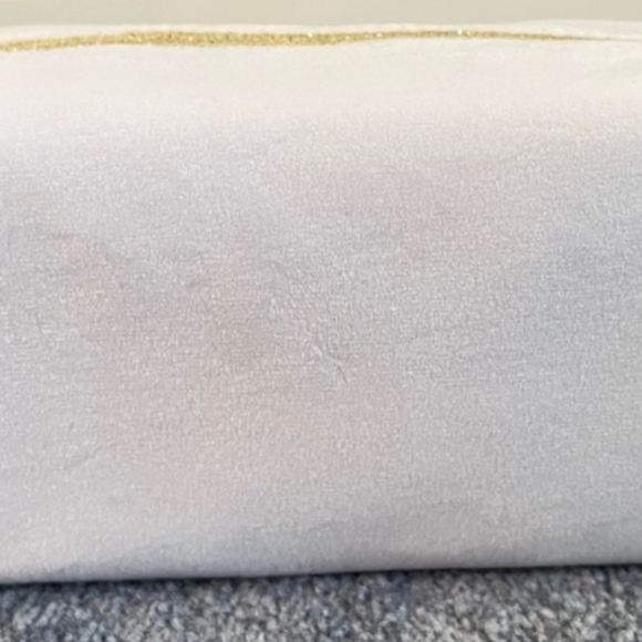 Dior White Velour Cosmetic Bag Makeup Pouch Travel Case CD Logo Gold Zip - Picture 5 of 7